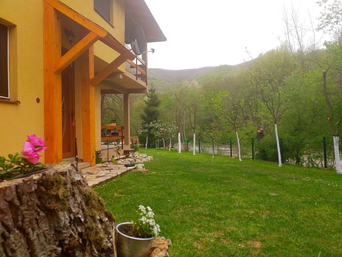 Eden Visoko Apartment Екстериор снимка